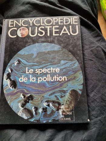 Cousteau le spectre de la pollution