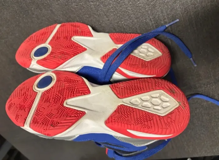 Baskets Tarmak T.35 bleu et rouge – très bon état - photo numéro 5