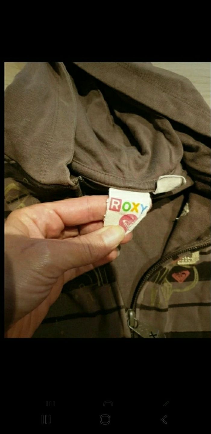 Veste de sweat fille roxy 8 ans - photo numéro 3