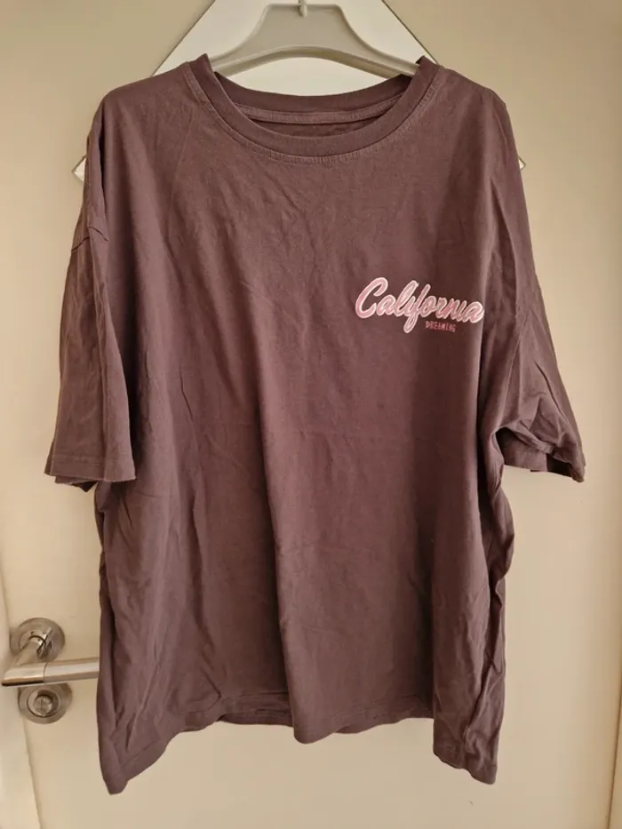 T-shirt long overzise gris avec lettres taille S