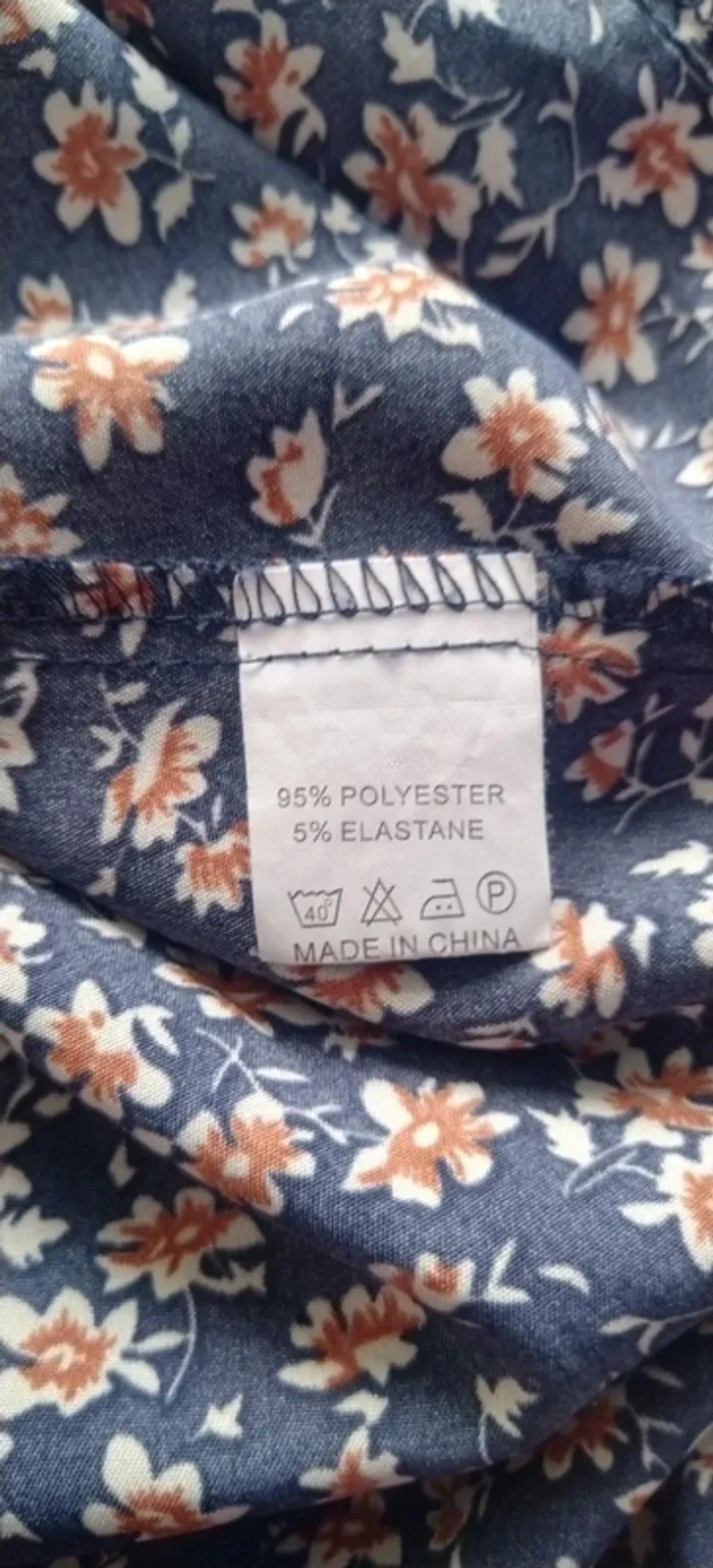 Robe à fleurs légère - photo numéro 4