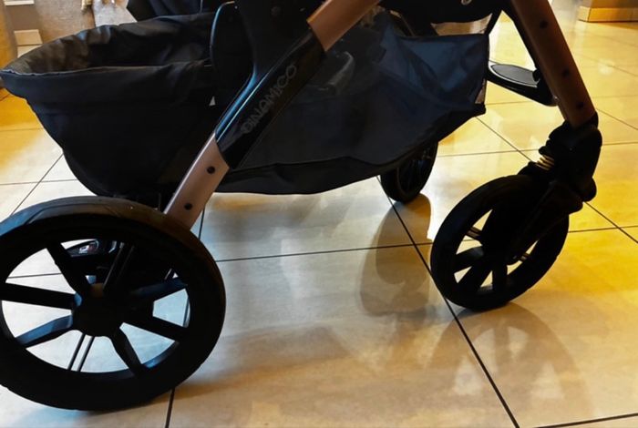 Poussette cam à venir chercher sur place à La Louvière - photo numéro 7