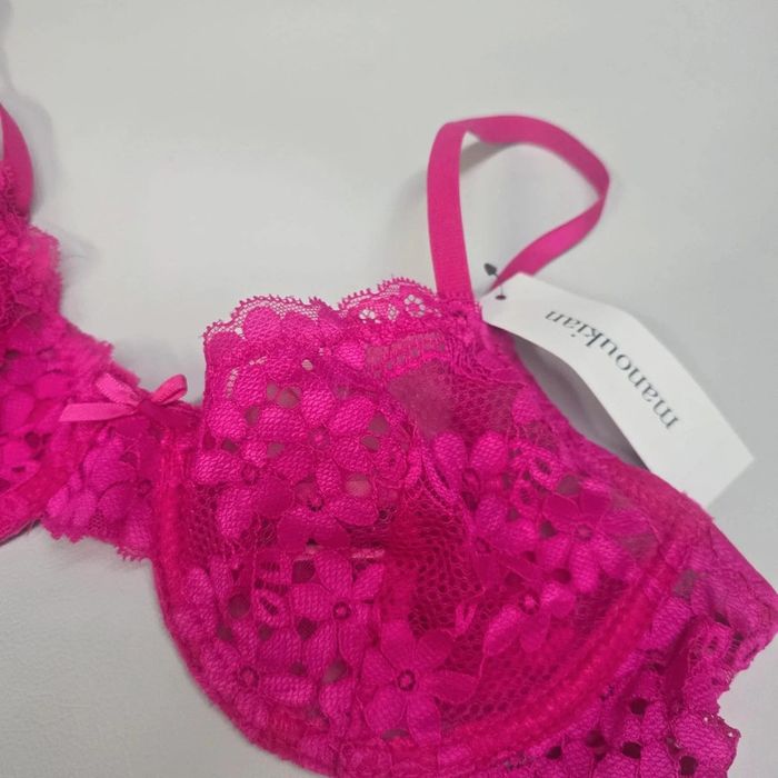 Soutien gorge en dentelle neuf - photo numéro 2