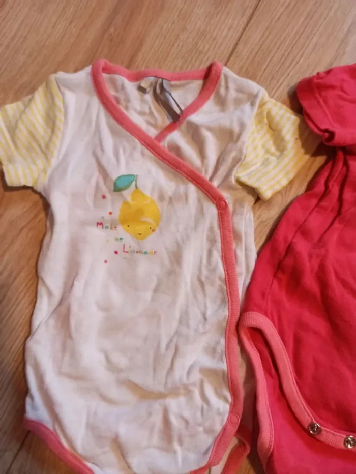 Lot de 5 bodies - photo numéro 10