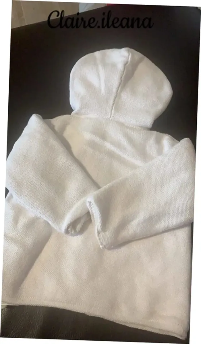 🛑 gilet blanc 🛑 9 mois - photo numéro 5