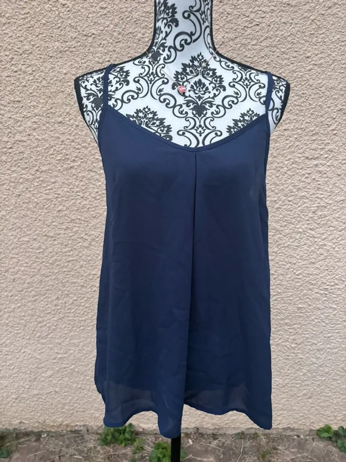 Joli débardeur bleu marine taille L