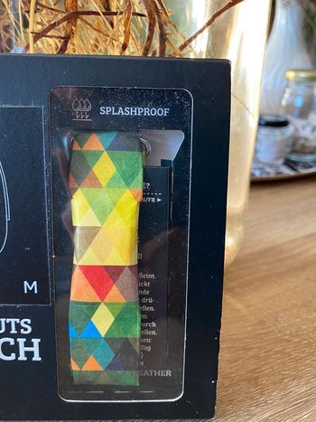 Montre Paprcuts neuve