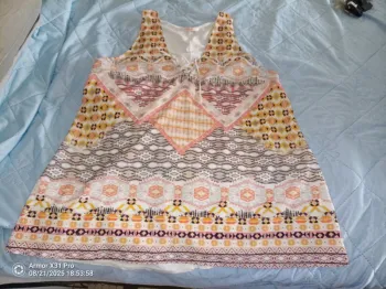 Débardeur camaïeu taille 4