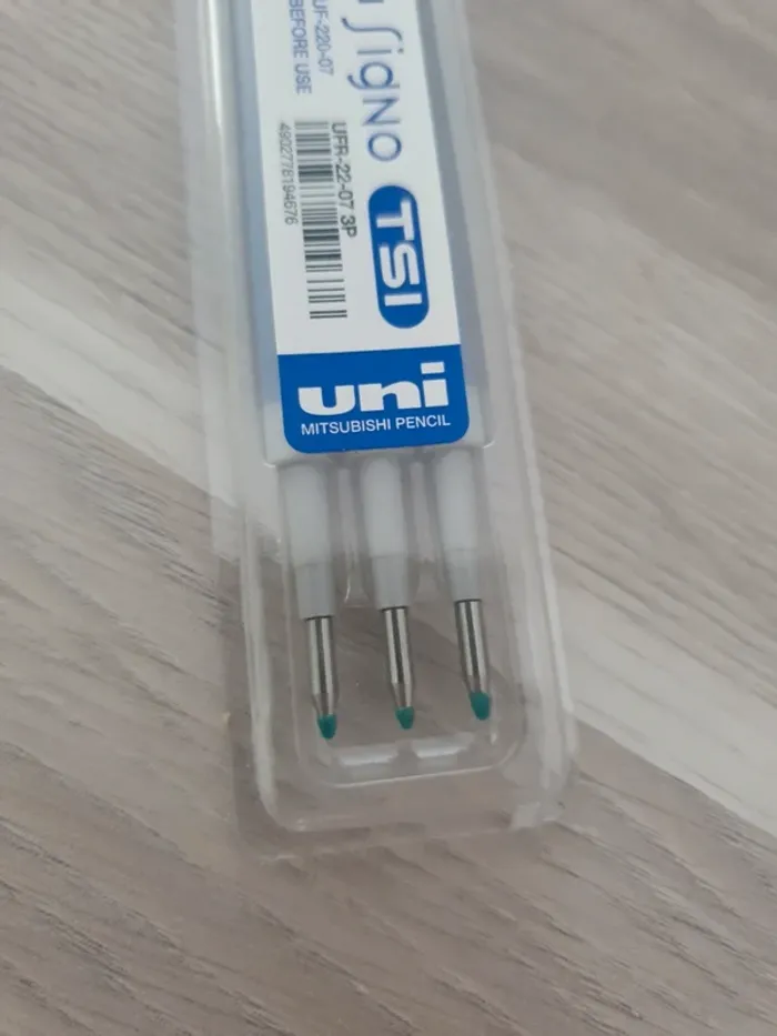 Recharges Uni ball Bleu - photo numéro 3