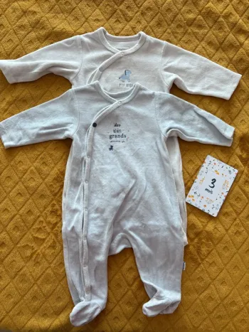 Lot 2 pyjamas velours P’tit Bisou
