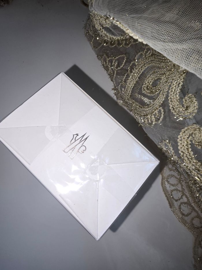 Parfum  moncler 150 ml  neuf - photo numéro 4