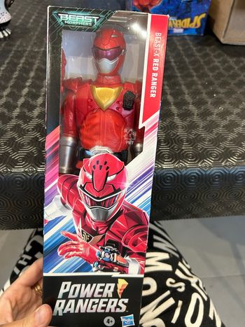 Figurine poupée hasbro power rangers rouge