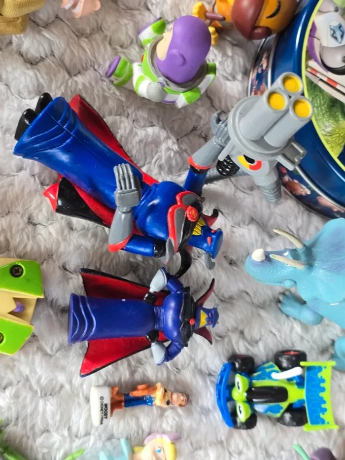 Gros lot de jouets Toy Story - photo numéro 11