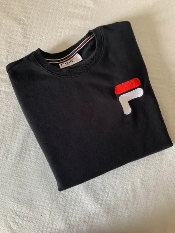Sweat Fila Noir - Élégance décontractée
