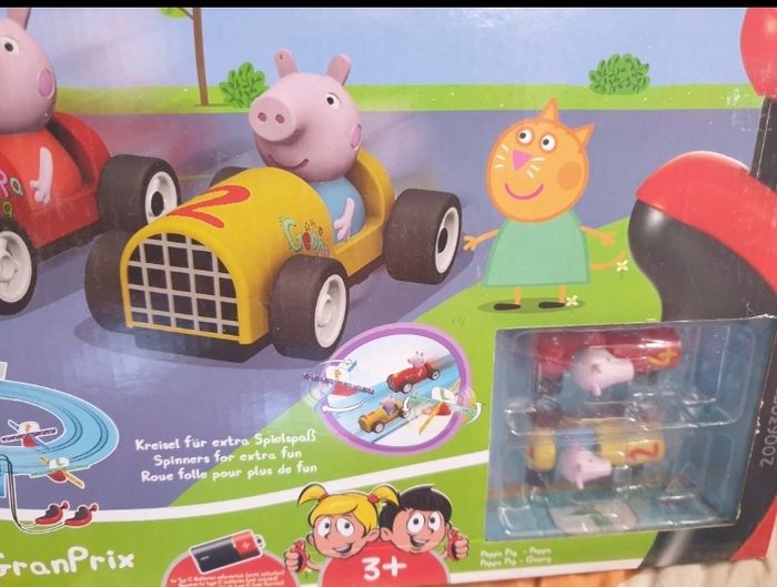 PEPPA PIG CARRERA  CIRCUIT 2.4 m 2 manettes - photo numéro 3