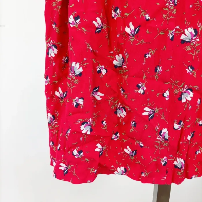 Jupe portefeuille rouge à fleurs Caroll taille 40 en viscose fluide A1452 - photo numéro 6