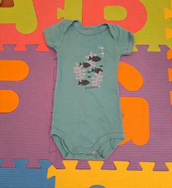Body manches courtes bleu poissons, petit bateau, taille 3 mois (60 cm)