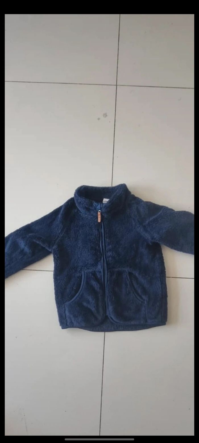 Veste /gilet en laine zipé h&m taille 18-24 mois