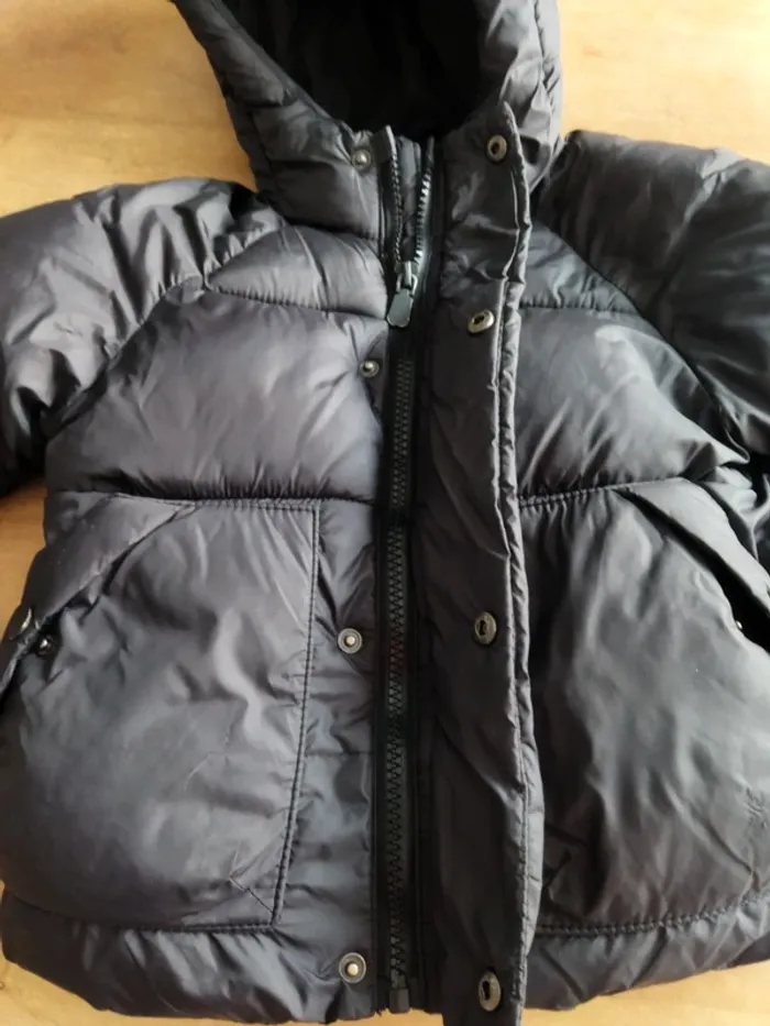 Doudoune  Zara taille 12/18 mois - photo numéro 2