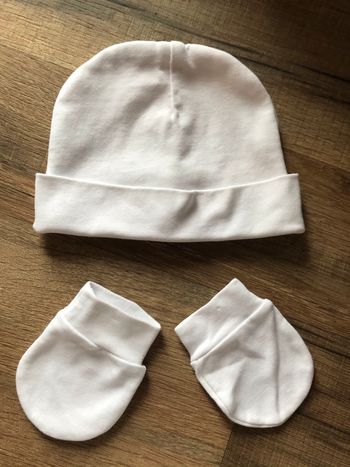 Bonnet de naissance