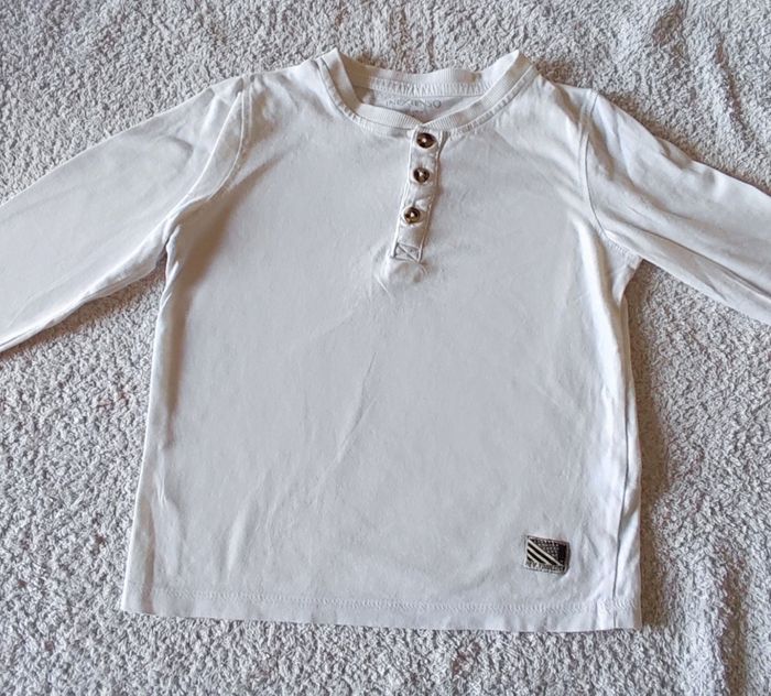 Lot t-shirts manches longues 6 ans - photo numéro 4