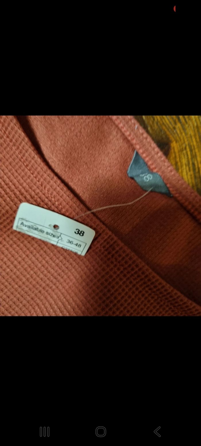 haut taille M 🎁 neuf - photo numéro 2