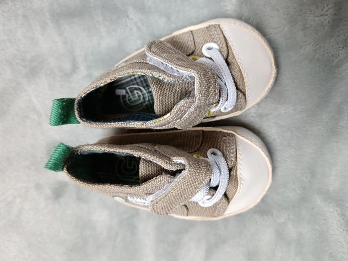 Chaussure bebe 0-3mois - photo numéro 3