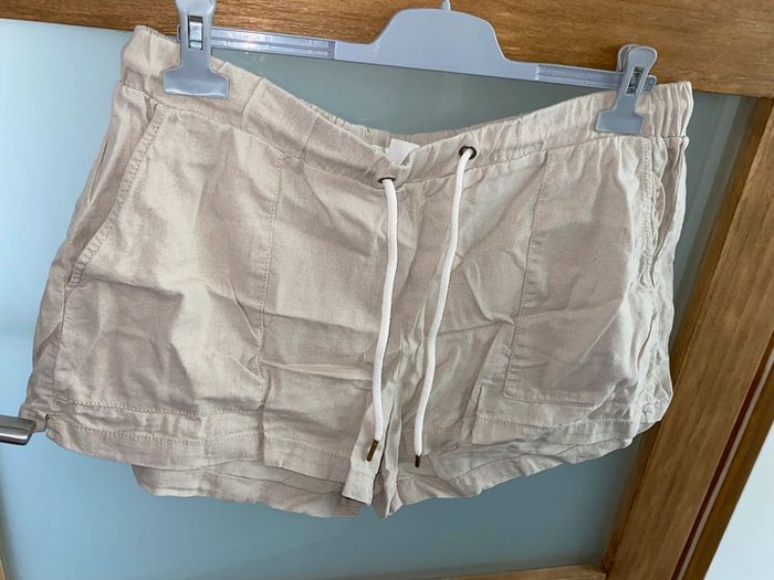 Short en lin  taille 44 H&M