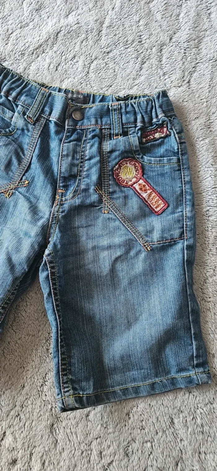 Short jean souple neuf 10 ans - photo numéro 2