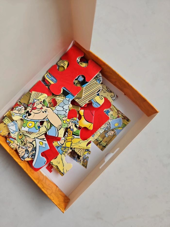 Mini puzzle Astérix 28 pièces Neuf u19 - photo numéro 4