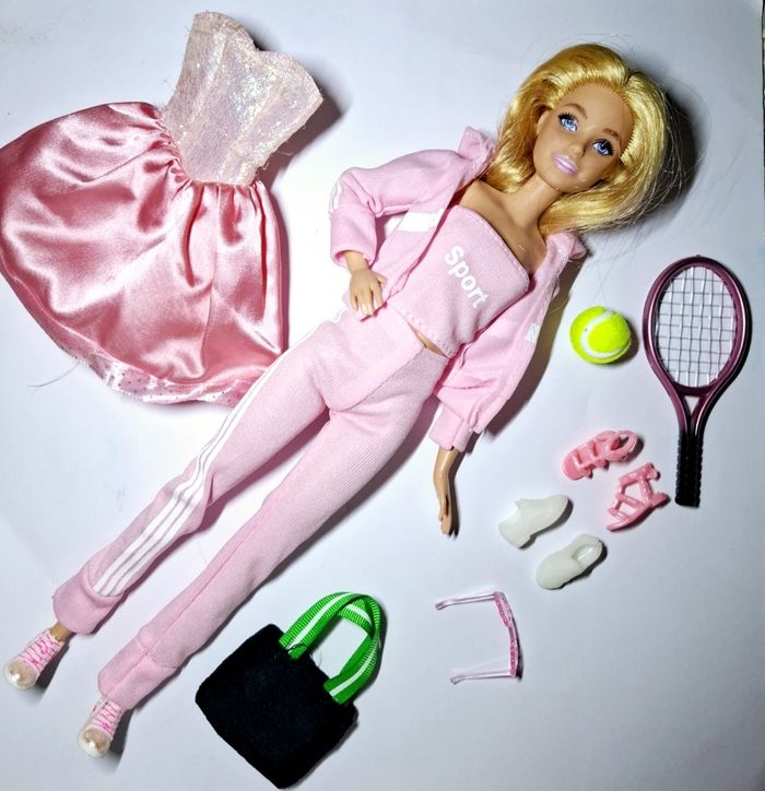 Lot barbie au club de tennis + livre Hachette - photo numéro 3