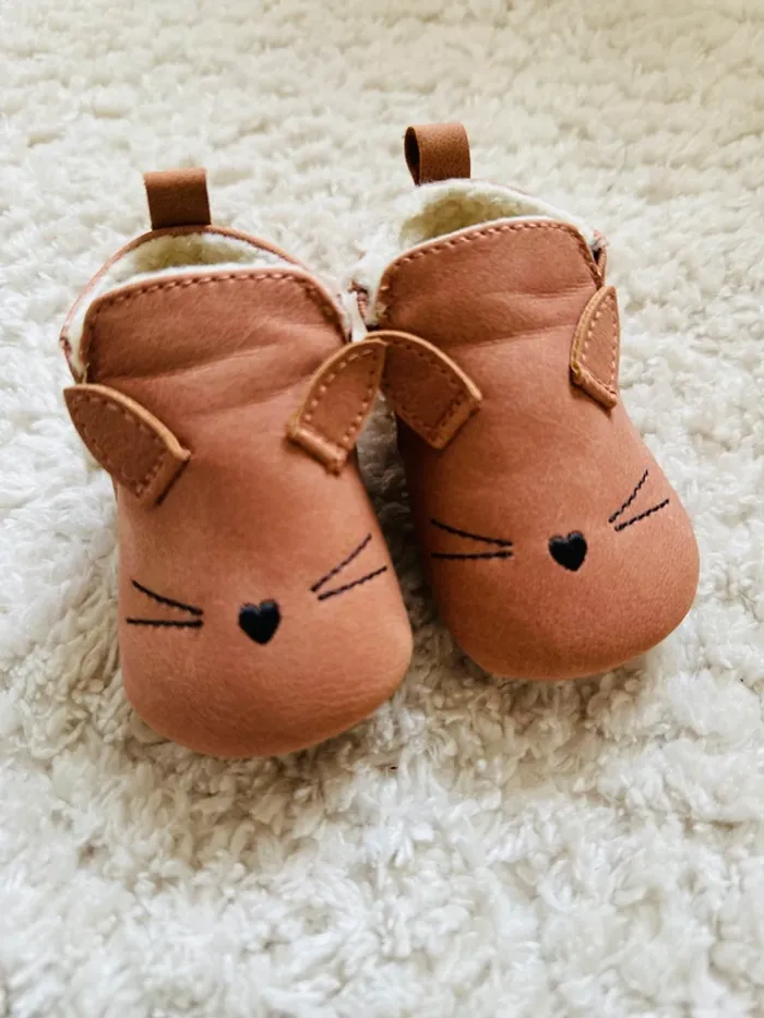 Petites chaussures bébé 0/3 mois