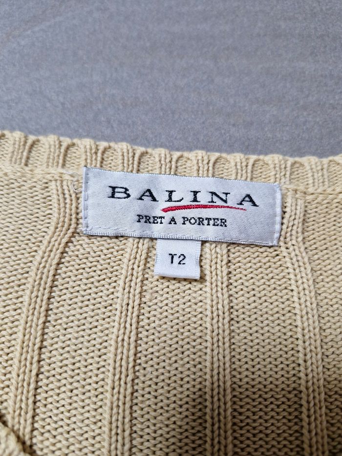 Pull a col V femme taille 2 , balina en très bon état. - photo numéro 3