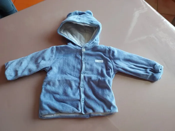 veste à capuche "kimadi" 9 mois