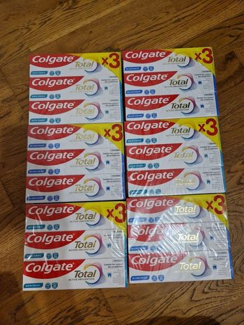 Lot de 18 dentifrices