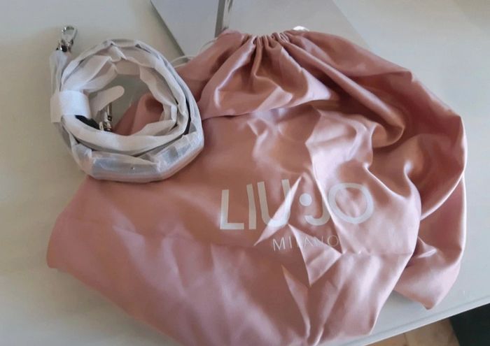 Liu Jo sac à main bandoulière été rose poudré neuf - photo numéro 2