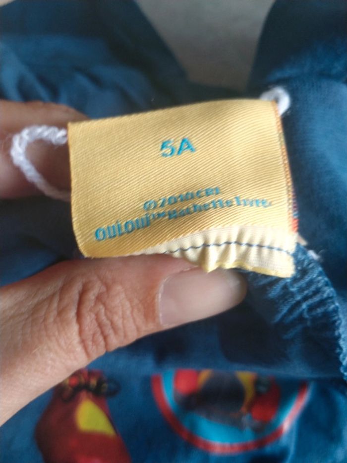 Sous-pull "Oui-Oui" 5 ans neuf - photo numéro 9