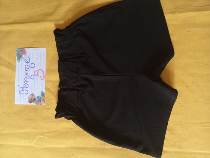 Short noir taille haute taille S - photo numéro 7