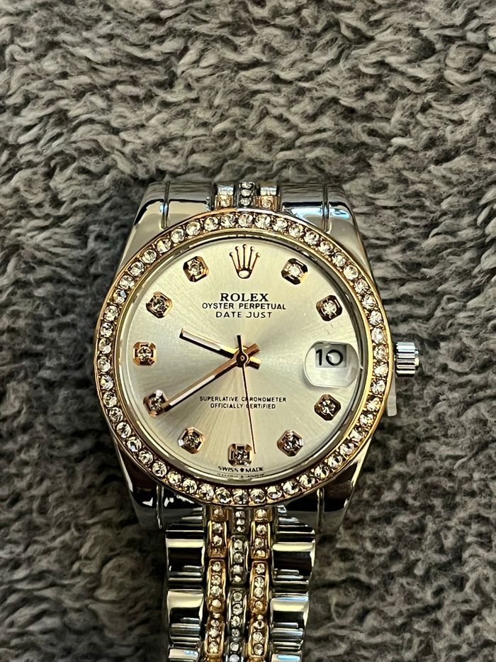 Montre femme - photo numéro 2