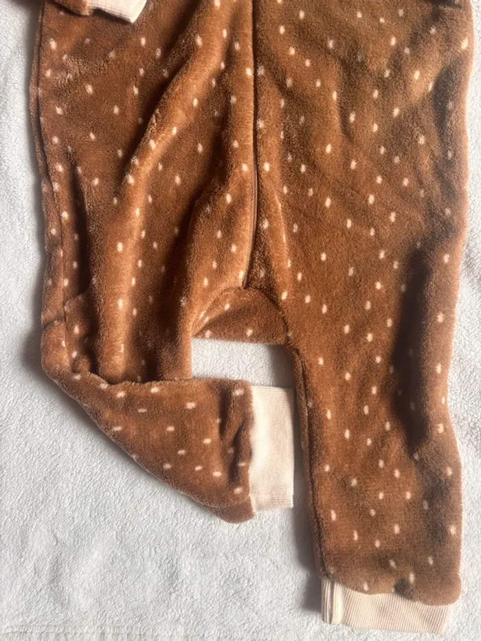 Combinaison renne 28 mois - photo numéro 3