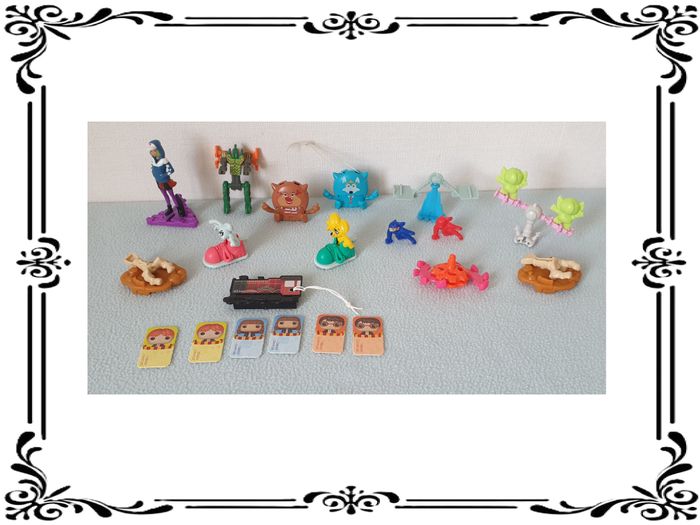 Diverses figurines Kinder.