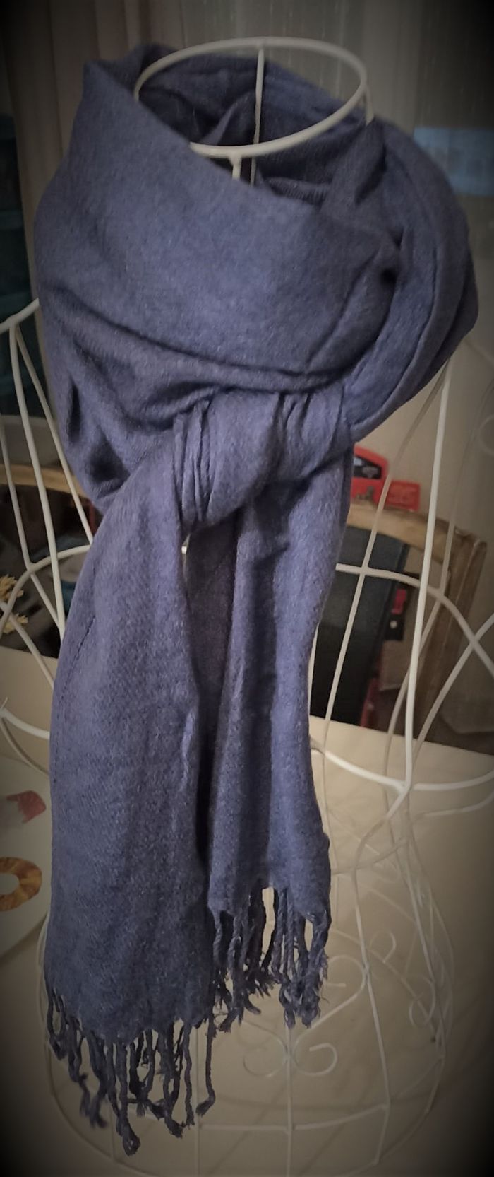 Écharpe Chaude & Élégante bleu nuit - photo numéro 3