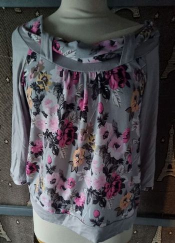 Tunique fleurie taille 3