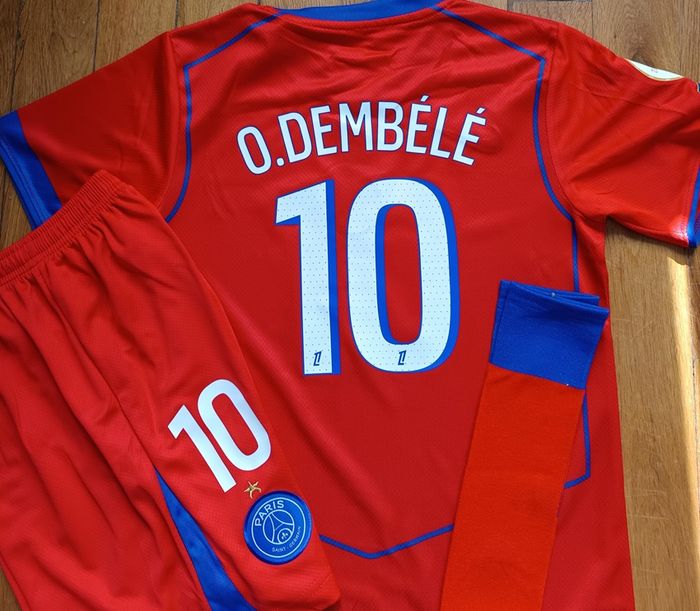 Kit football Dembélé sport taille 14 ans modèle rouge Etoiles