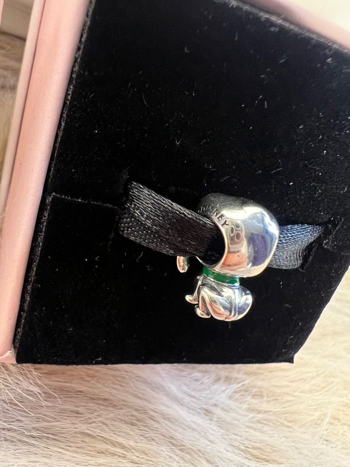 Perle Disney pand0ra pluto - photo numéro 3