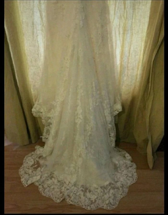 Robe de mariée juste parfaite 🤩 + chaussures offertes - photo numéro 9