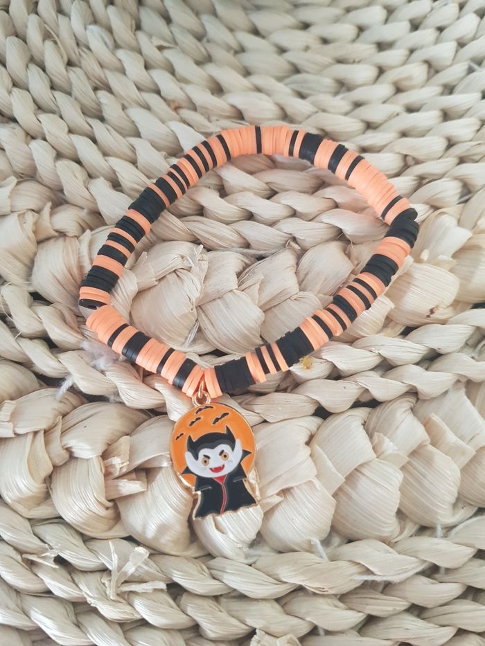 Lot de 6 bracelets halloween neuf - photo numéro 2