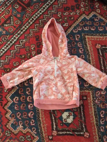 Sweat Adidas taille 3-6 mois