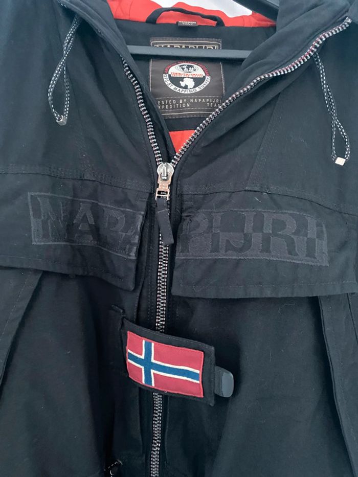 Parka noir XXL Napapijri - photo numéro 2