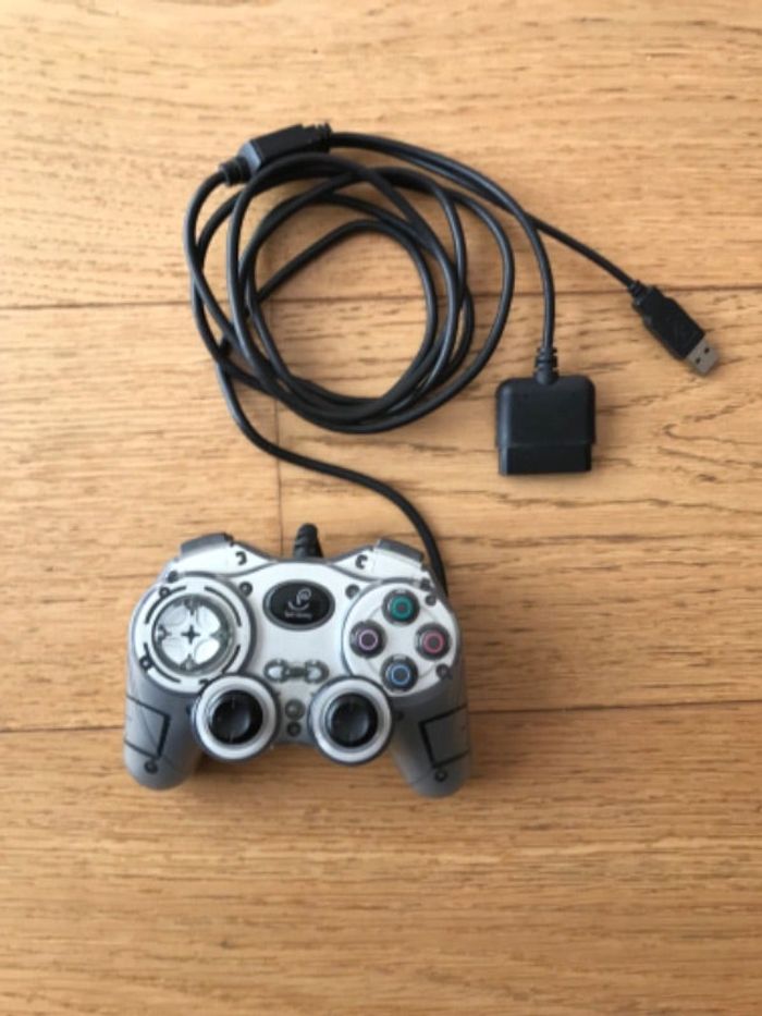 Manette Tech Mobility GamePad Vibration pour PC/PS/PS2